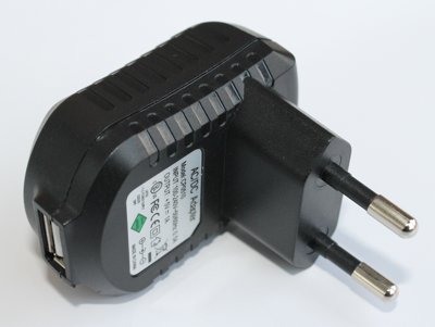     CP0510 - 1USB (100-220V/5V, 1mAh)